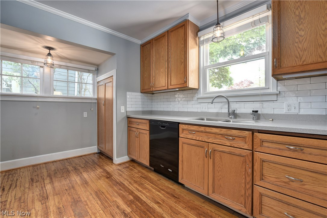 Beach Cliff 01 - Residential