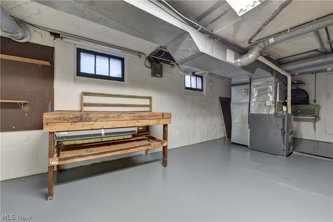 Beach Cliff 01 - Residential