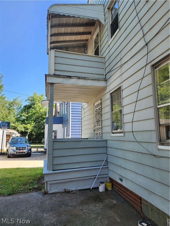 Vansweringen Co's Resub - Residential Income