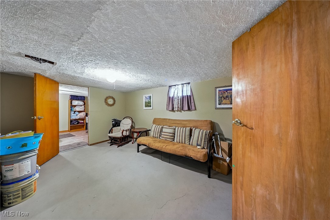 Highland Blvd - Residential