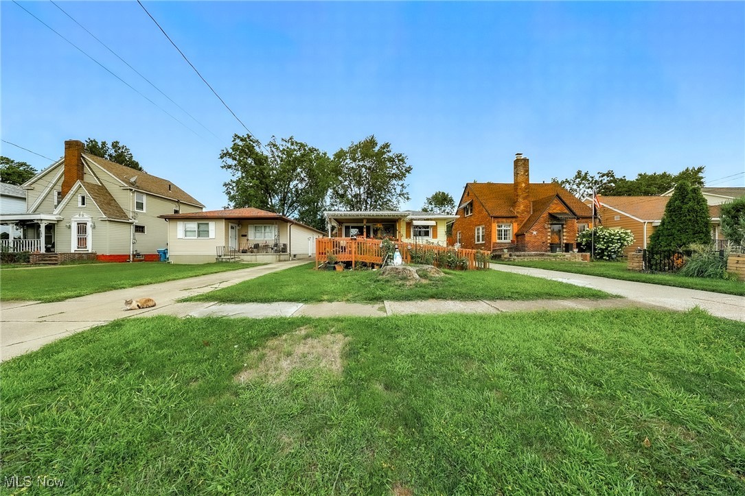 Highland Blvd - Residential