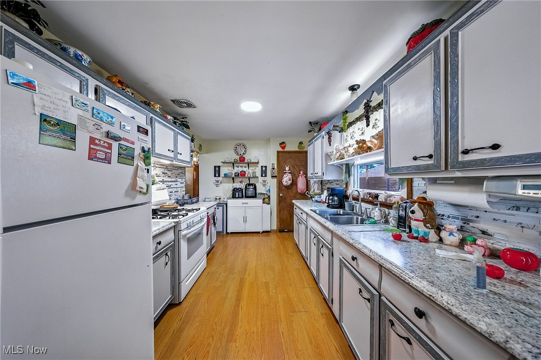 Highland Blvd - Residential