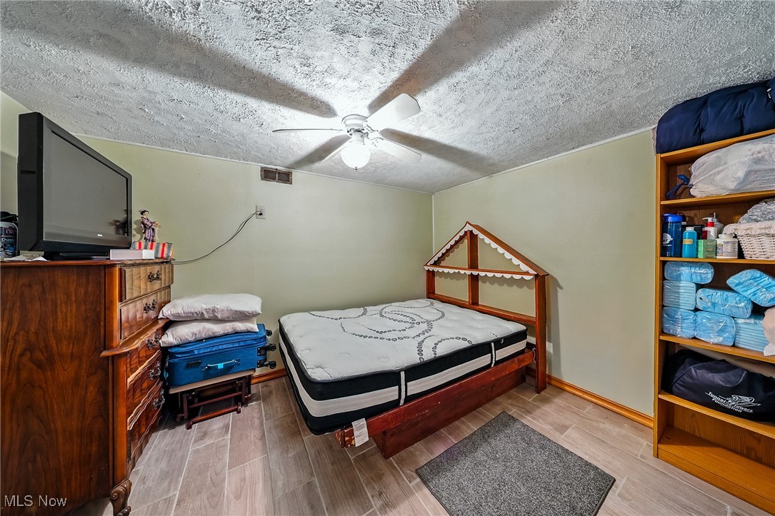 Highland Blvd - Residential