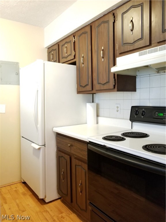 Royal Arms West - Residential Lease