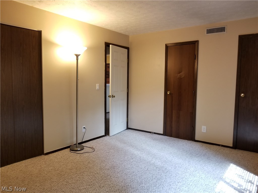 Royal Arms West - Residential Lease