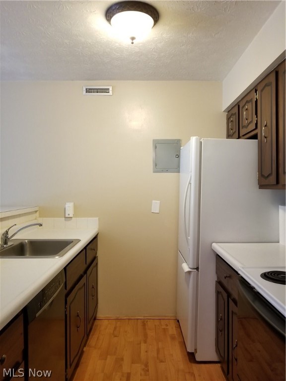 Royal Arms West - Residential Lease