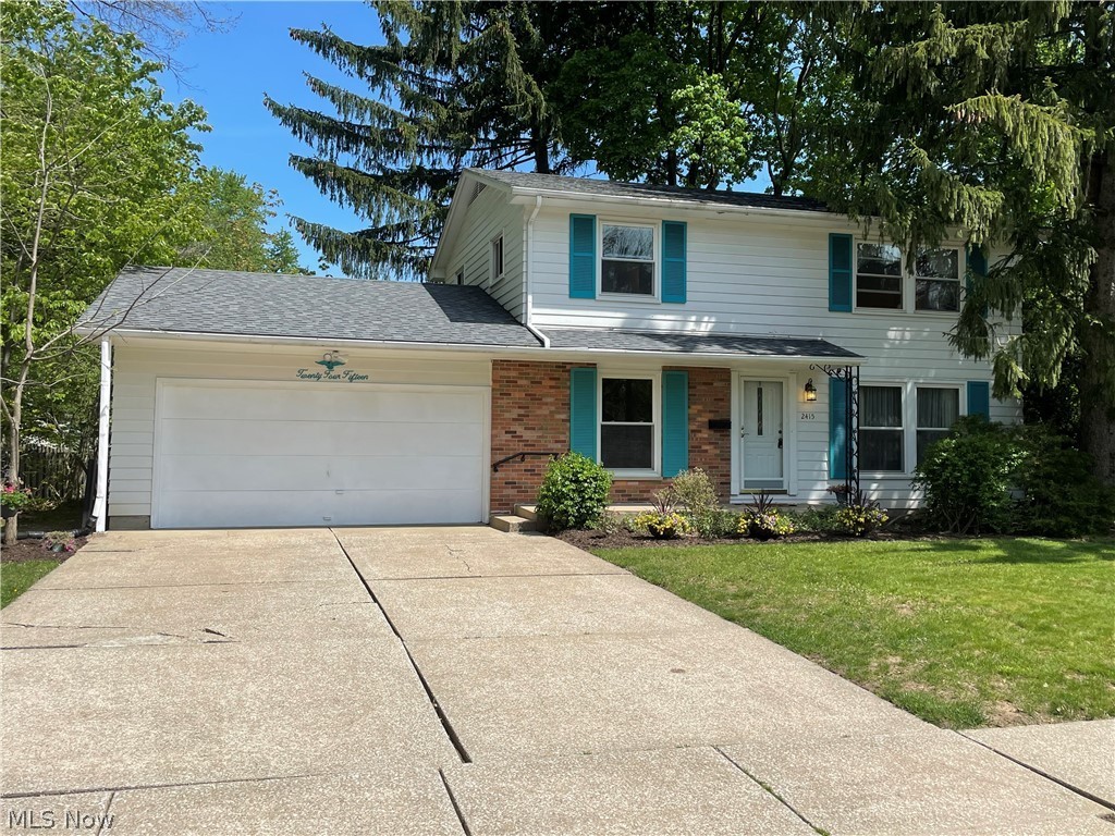 A very well cared for 4 bedroom, 1.5 bath colonial in Stow. This 1600 square foot home has a formal living room, as well as a family room and formal dining. There is new electric panel and many vinyl windows. A nice yard, front porch, full basement, 2 car garage, and so much more.