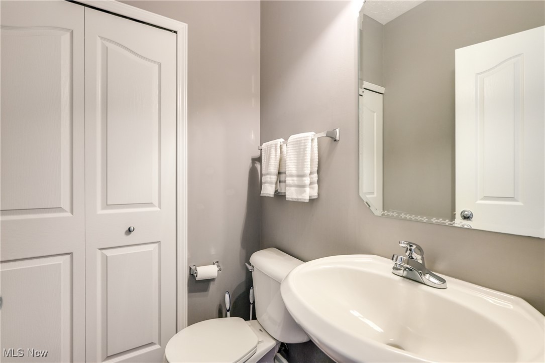 31008 Logan Court, Westlake, Ohio image 35