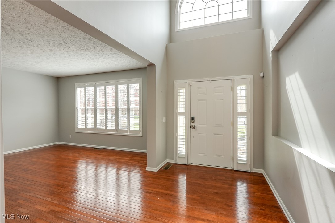 31008 Logan Court, Westlake, Ohio image 7