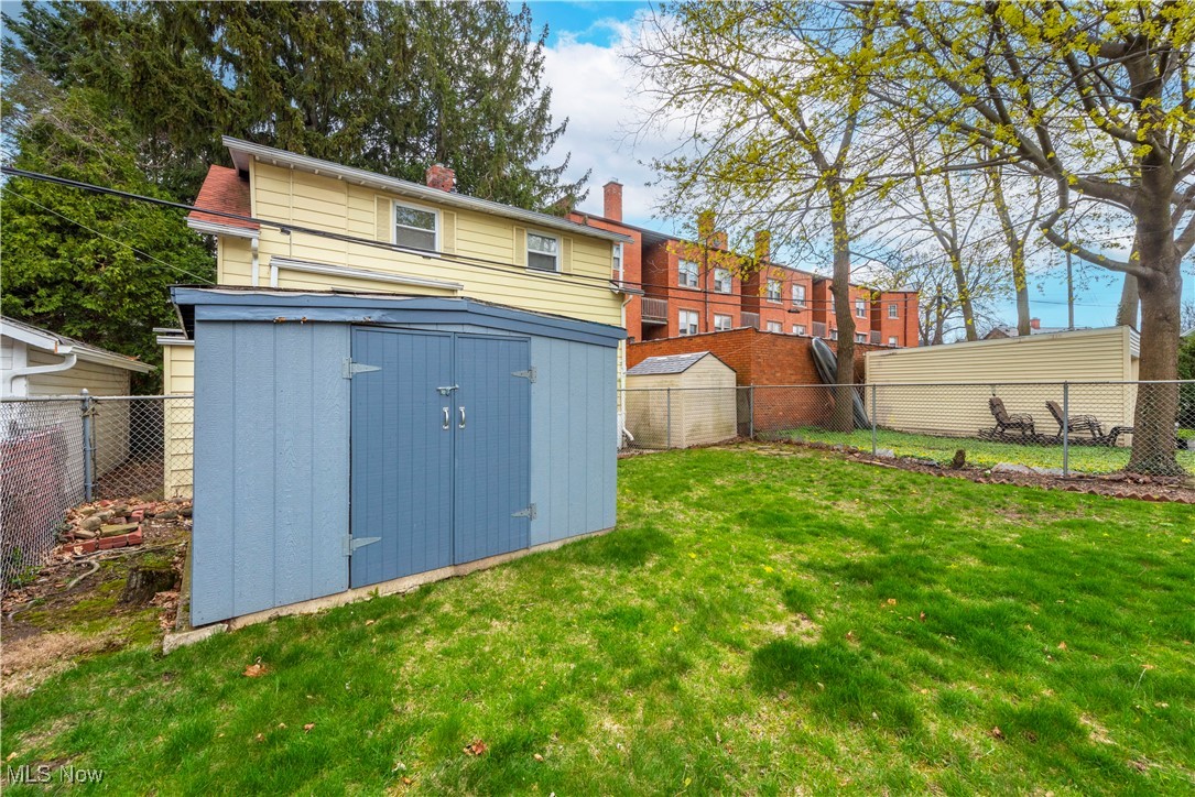 1317 Sloane Avenue, Lakewood, Ohio image 9