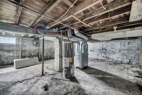 Tiny photo for 2917 Apple Avenue, Lorain, OH 44055 (MLS # 5202794)