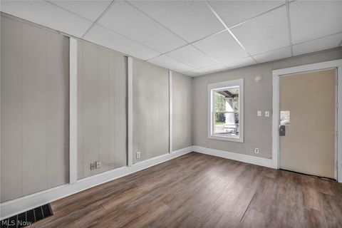 Tiny photo for 2917 Apple Avenue, Lorain, OH 44055 (MLS # 5202794)