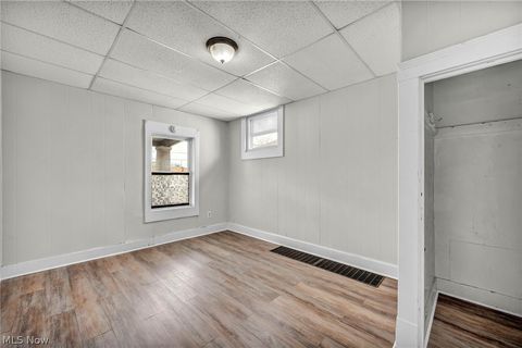 Tiny photo for 2917 Apple Avenue, Lorain, OH 44055 (MLS # 5202794)