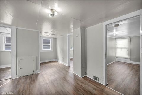 Tiny photo for 2917 Apple Avenue, Lorain, OH 44055 (MLS # 5202794)