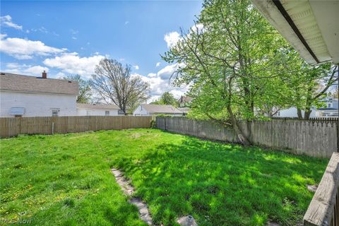 Tiny photo for 2917 Apple Avenue, Lorain, OH 44055 (MLS # 5202794)