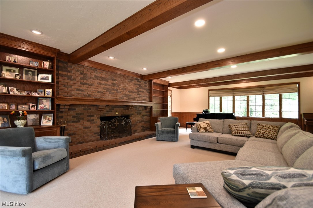 Hanover Woods - Residential