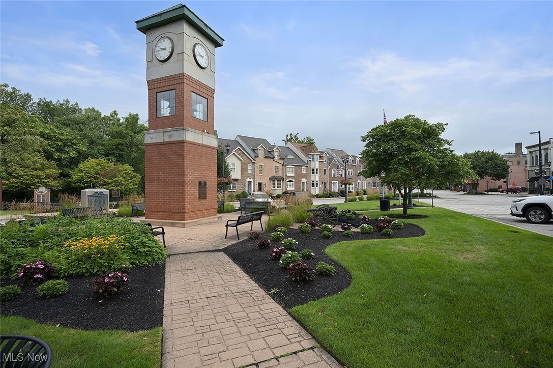51 Riverside Drive