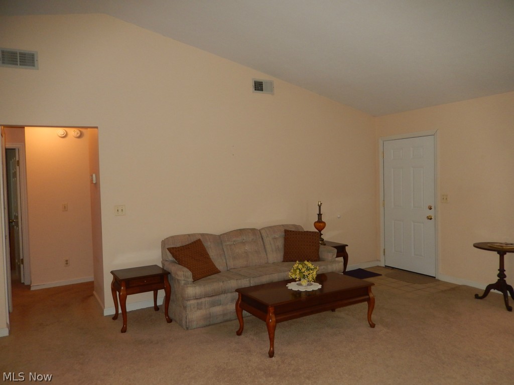 Farmington Meadows Condo 04 - Residential