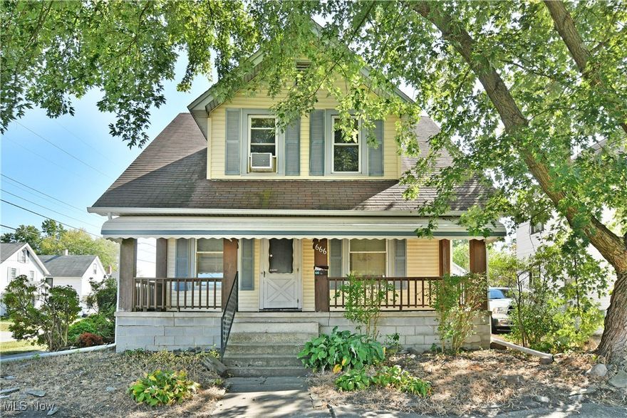 MOTIVATED SELLER !!!  Prime corner lot, three bedroom, two bathrooms with a full basement. The large deck adjoins into the eat in kitchen. The sun room adds an additional entrance to the basement. Its newly painted interior and brand new carpet through out creates a fresh and clean, move in ready home. Furthermore, it features a newer furnace and a cedar shed for additional storage or she shed / man cave.