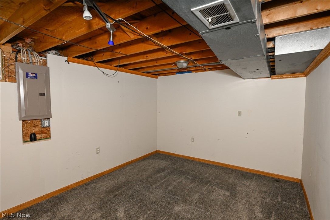 William T & Bessie V Sawyers - Residential