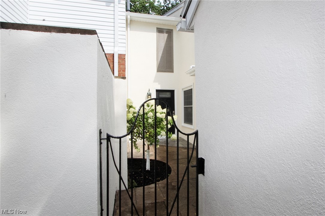 Falmouth Place Condo - Residential