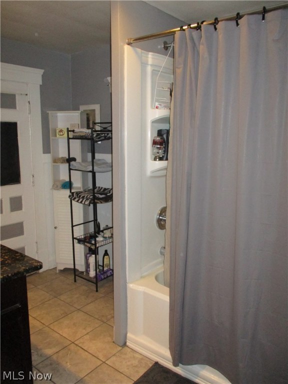 Elywood 04 - Residential