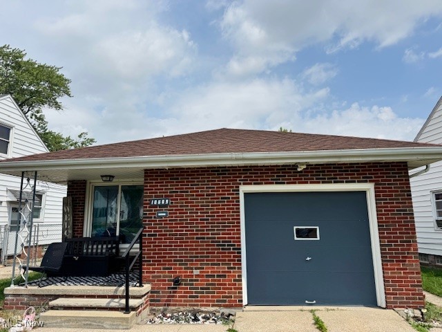 Solid 2-Bedroom Brick Ranch – Investor Special or Perfect Starter Home
Opportunity knocks with this classic 2-bedroom, 1-bath brick ranch, full of potential and ready for your personal touch. Whether you're an investor looking for your next project or a homeowner eager to make a space your own, this property is the perfect canvas.
Featuring a functional layout with a spacious living area, eat-in kitchen, and two generously sized bedrooms, this home offers a solid foundation and great bones. The full basement adds valuable square footage and could easily be transformed into an entertainment space, home office, or even an additional bedroom.
Situated on a nice-sized lot in a quiet neighborhood, there's room to grow inside and out. With a little vision and some updates, this home could truly shine.
Don’t miss this value-packed opportunity—bring your ideas and unlock the potential!