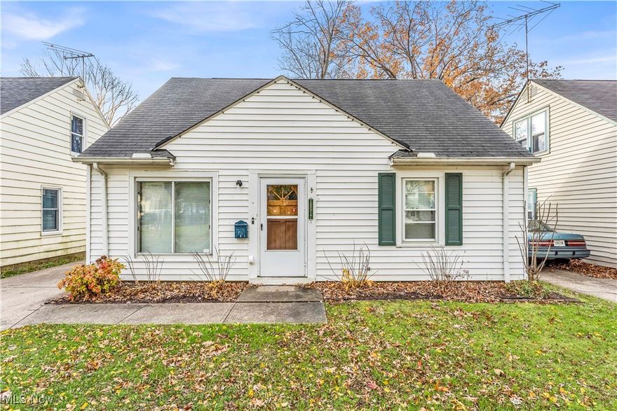 18517 Homeway Rd, Cleveland - Spacious 4 bed 1 bath single family home! //

$ 1050 rent / $ 1050 deposit //
$49 application fee per adult //
1-2 pets OK in this unit. After application pre-approval, a PetScreening is required for any animals to proceed with one of our properties; a PetScreening affidavit is still required if you have no pets. (Some breed restrictions apply per HUD guidelines). //
NO SMOKING //
1 time $149 non-refundable set up fee paid at lease signing //
$30/month required resident benefit package; can include personal property/liability insurance for an additional $5/month for $35/month total. //

After application Pre-Approval 1 applicant per household application is required to fill out a PetScreening application, before being about to proceed with placing a Reservation Fee for one of our properties.  You will receive a pre-approval for your application and in order to proceed, the PetScreening is required. Even if you have NO pets - this application must be filled out. One time, non-refundable pet fee of $200-500 per animal applies to all pets & must be paid before or when you pay your first month rent. (No fee for qualified assistance animals). //

Our application is processed through secure site: Findigs, and they require ID and income verification. Without this, your application will not be processed. They offer 24/7 chat support on their application directly if you have any questions. //

BEDROOMS: 4 //
BATHROOMS: 1 //
APPLIANCES PROVIDED: Stove and dishwasher //
UTILITIES / RESIDENT RESPONSIBILITY: Residents are responsible for all utilities including: water/sewer/trash, gas & electric and are responsible to maintain lawn care, maintenance & snow removal. //

Serious inquiries only.