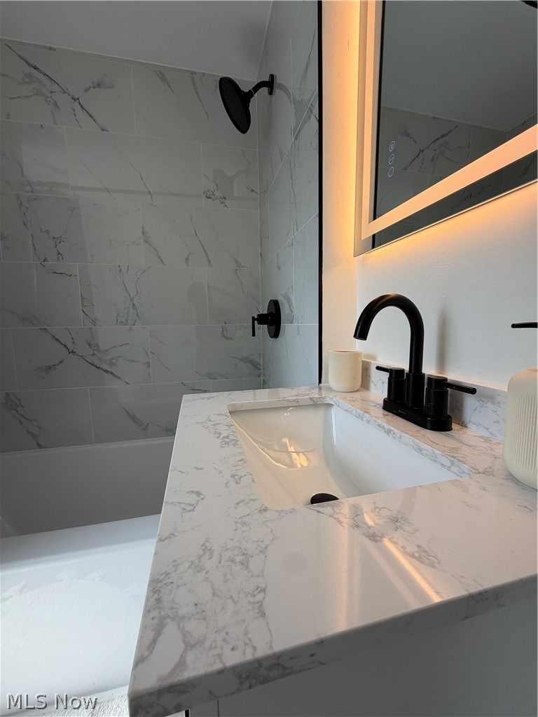 S H Kleinman Realty Cos Utopi - Residential