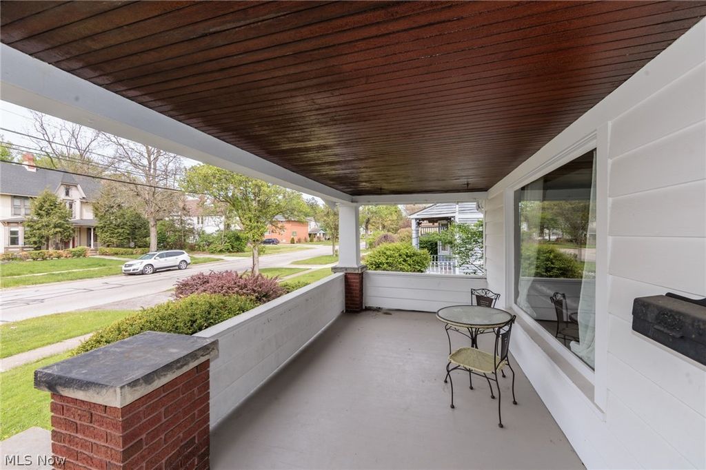 Photo of 142 E Bridge Street, Berea, OH 44017 (MLS # 5205144)