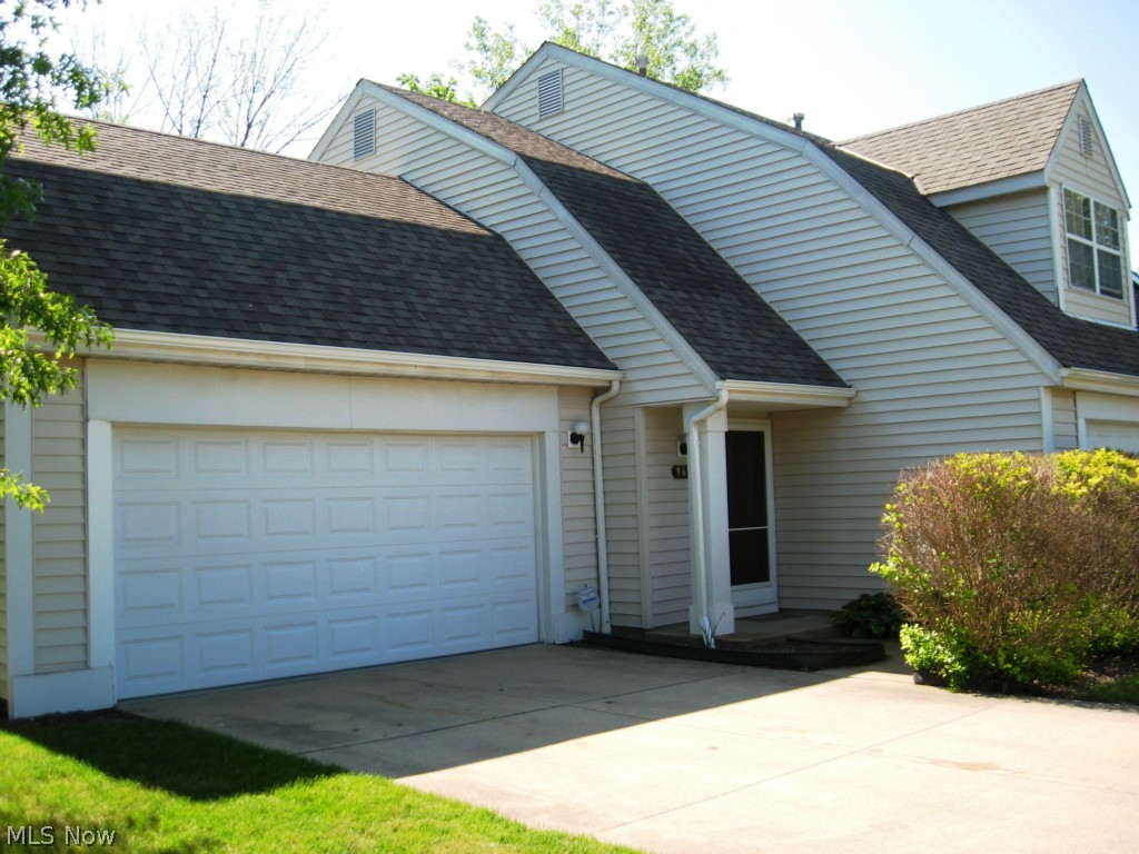 A carefree lifestyle awaits you! A rare 3 bedroom, 2 bath end unit condo with flexible floor plan. All rooms freshly painted! 2 story foyer to greet your guests, living room with access to deck, cook's kitchen with pass through to living room and separate dining. 1st floor bedroom, possible office or master, full bath, laundry room with cabinets and utility room completes the 1st floor offerings. The 2nd floor has generous lot/family room, 2 more bedrooms and full bath. Loads of storage, walk-in closets, private backyard with wooded views and newer roof. Convenient to city's rec center, library, town center - shopping and freeways! Wow - much to tell! Miss this one and you'll be sad! Call for your appointment today!