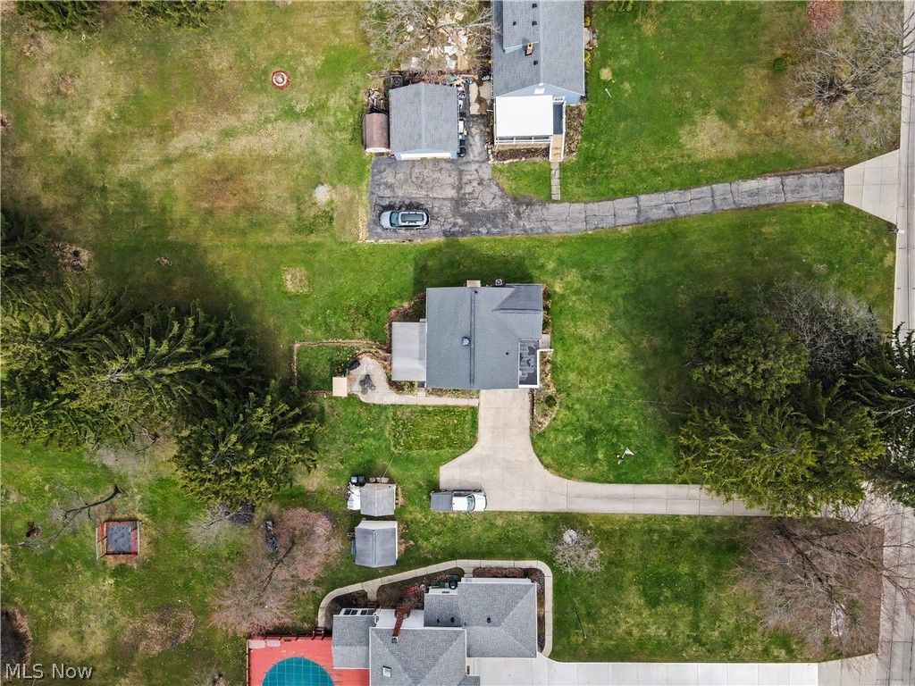 Photo of 8084 Wright Road, Broadview Heights, OH 44147 (MLS # 5197013)