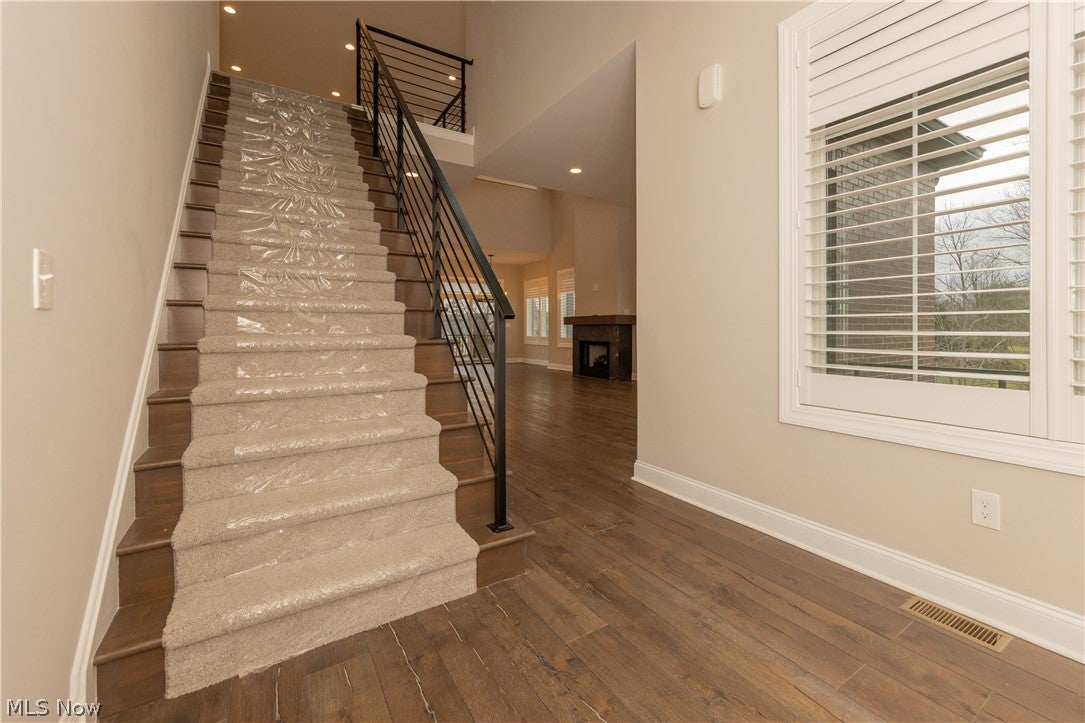 2401 Edgewood Trace