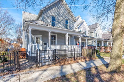 Photo for 1882 W 47