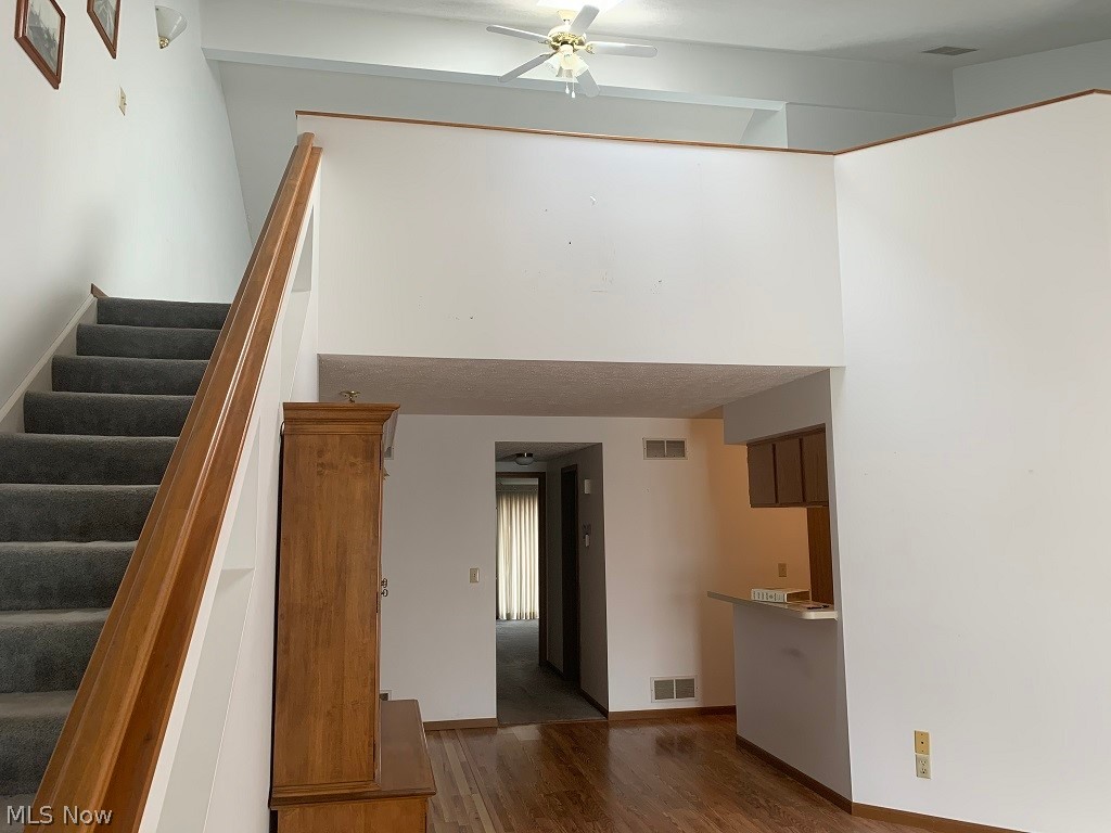 Lake Pointe Condo - Residential