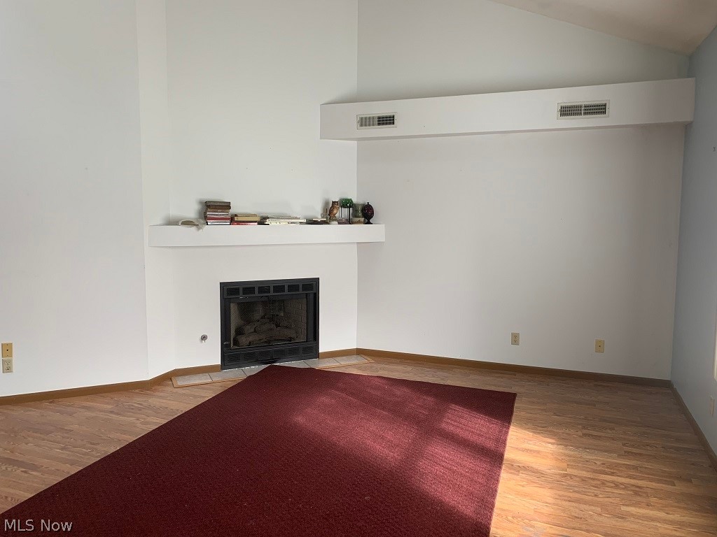 Lake Pointe Condo - Residential