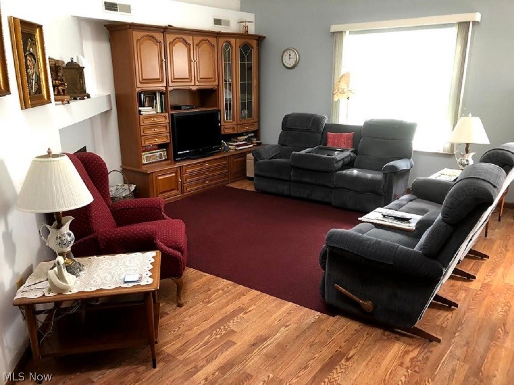 Lake Pointe Condo - Residential