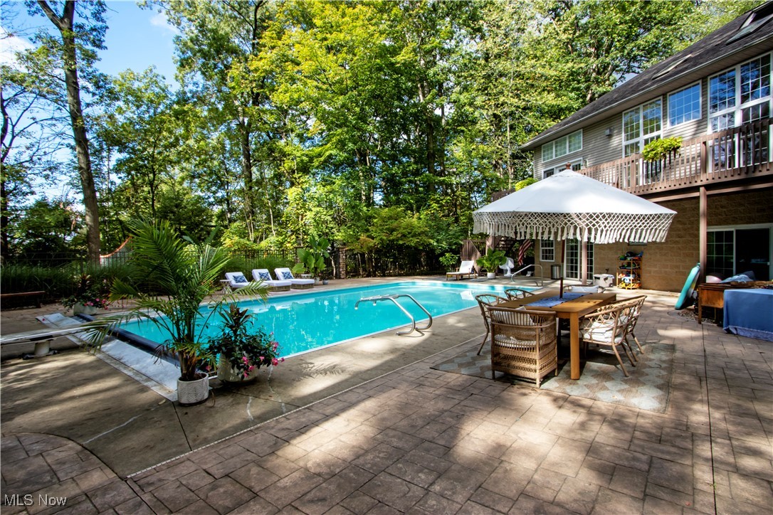 Wooster, Ohio 44691, United States, 5 Bedrooms Bedrooms, ,5 BathroomsBathrooms,Residential,Active,225621