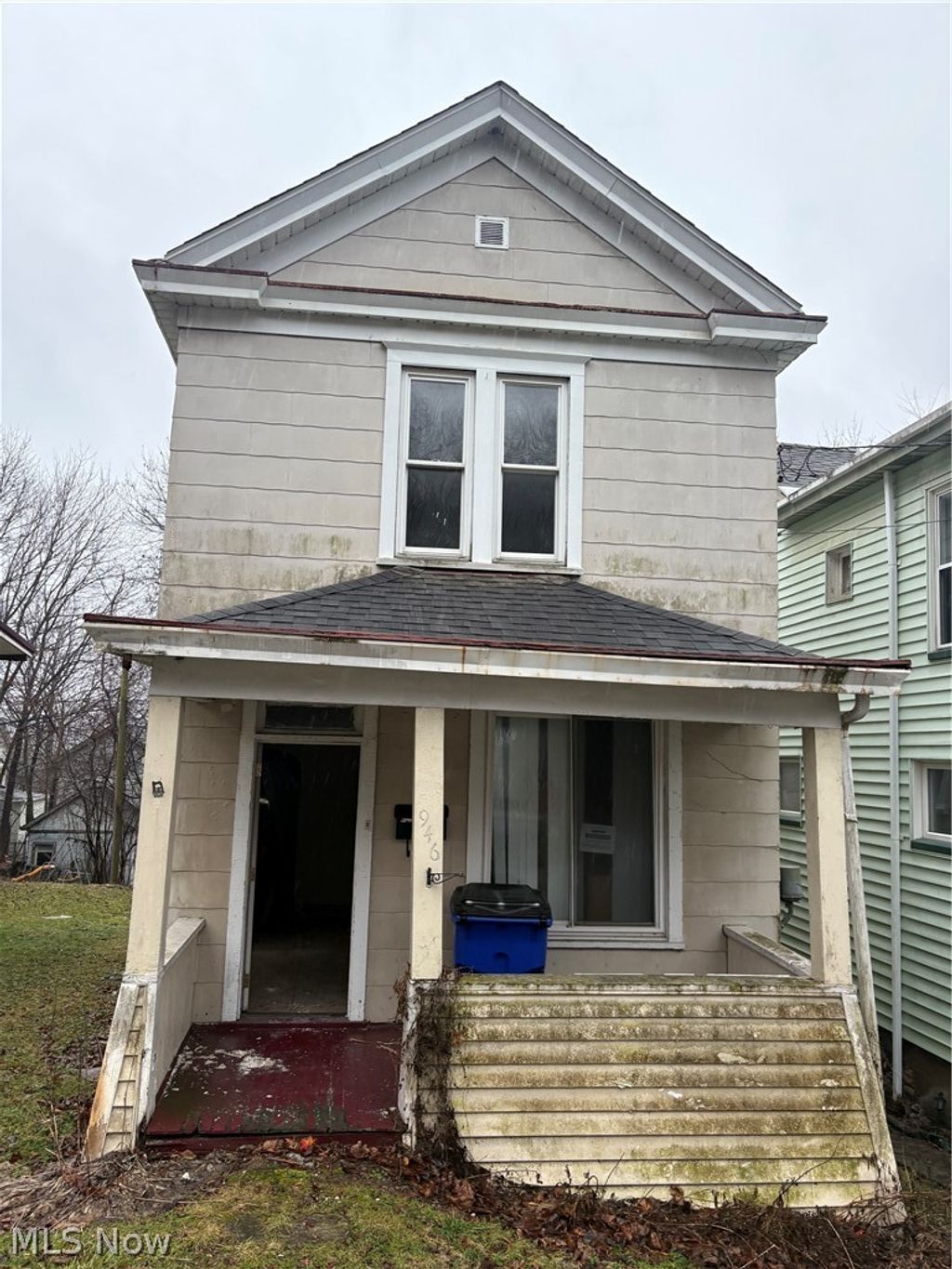 Photo of 946 Bank Street, East Liverpool, OH 43920 (MLS # 5191289)