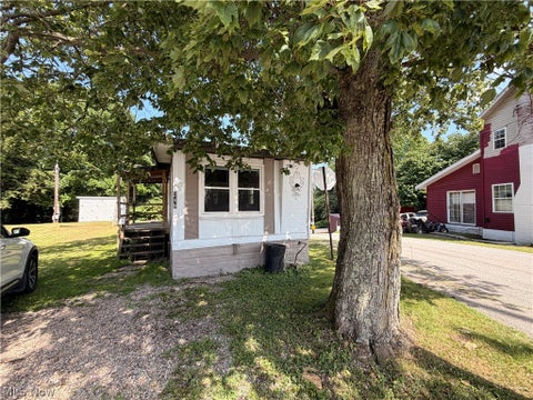 Multifamily For Sale - 245 & 249 Henderson Street<br/> Barnesville, OH 43713