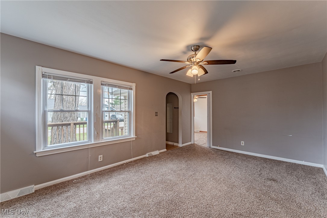 149 Traymore Boulevard, Eastlake, Ohio image 7