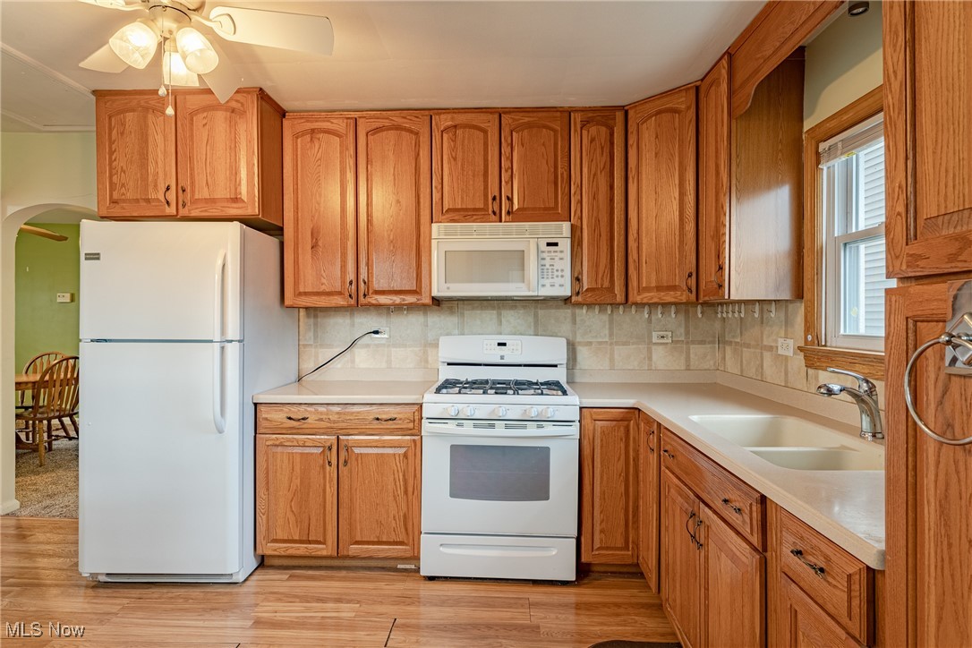 149 Traymore Boulevard, Eastlake, Ohio image 12