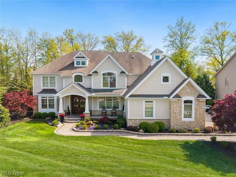 Homes For Sale - 32461 Legacy Pointe Parkway<br/> Lorain County, Avon Lake, OH 44012