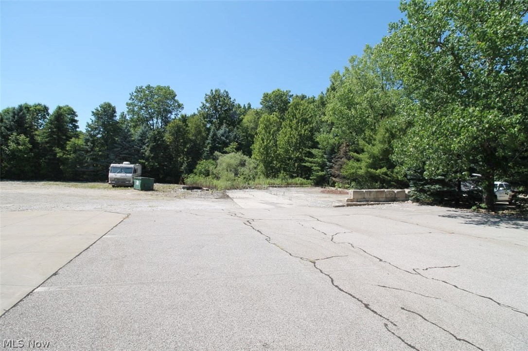 Meadowbrook Lake - Commercial Lease
