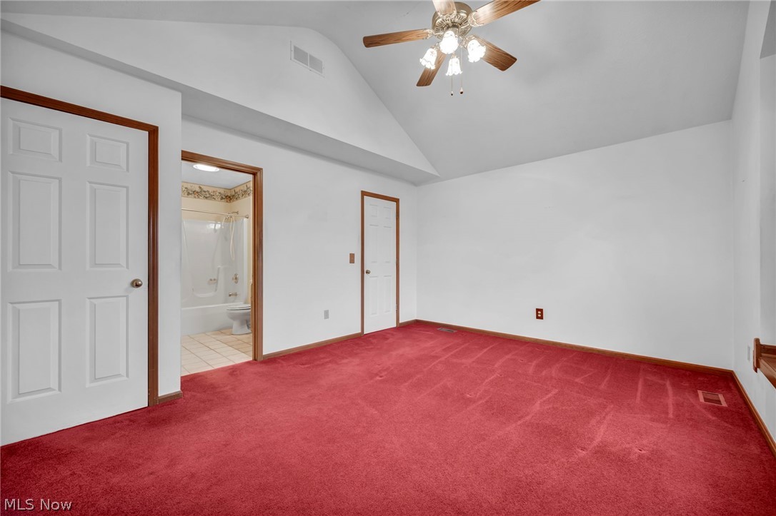 New England Estate #4 - Residential