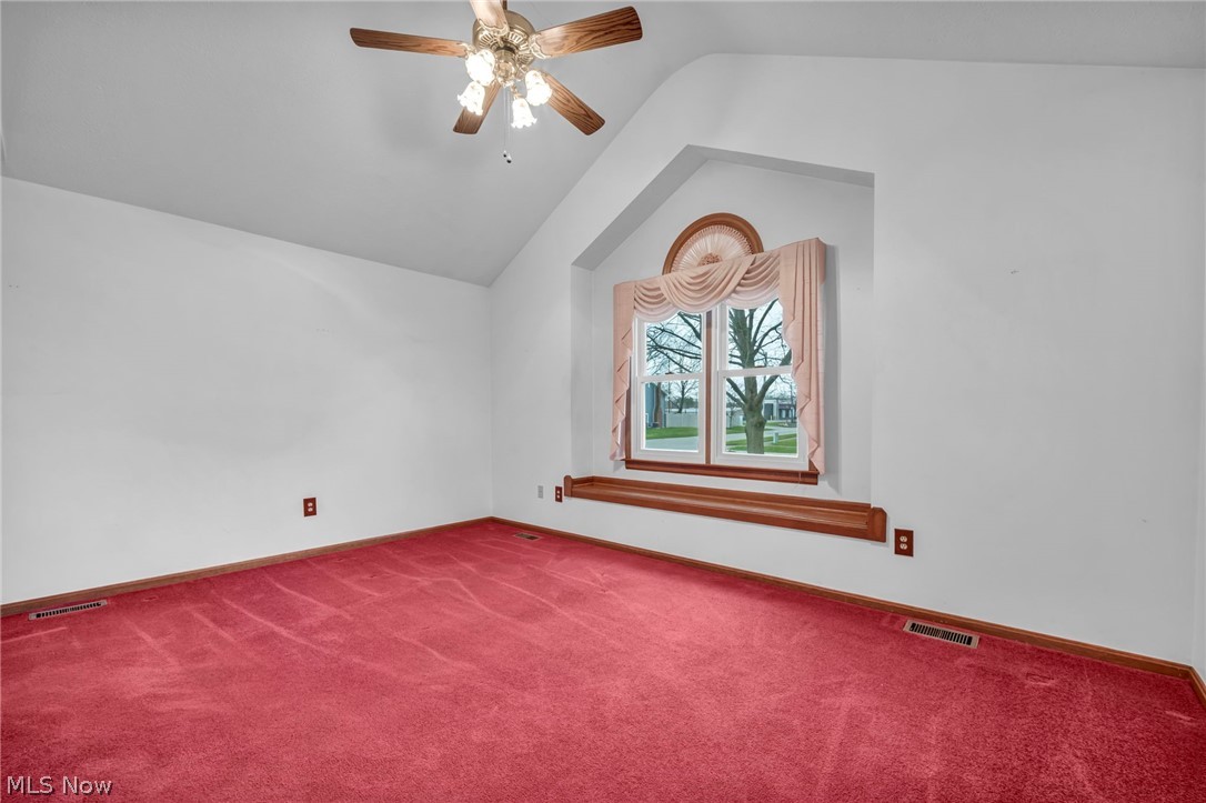 New England Estate #4 - Residential