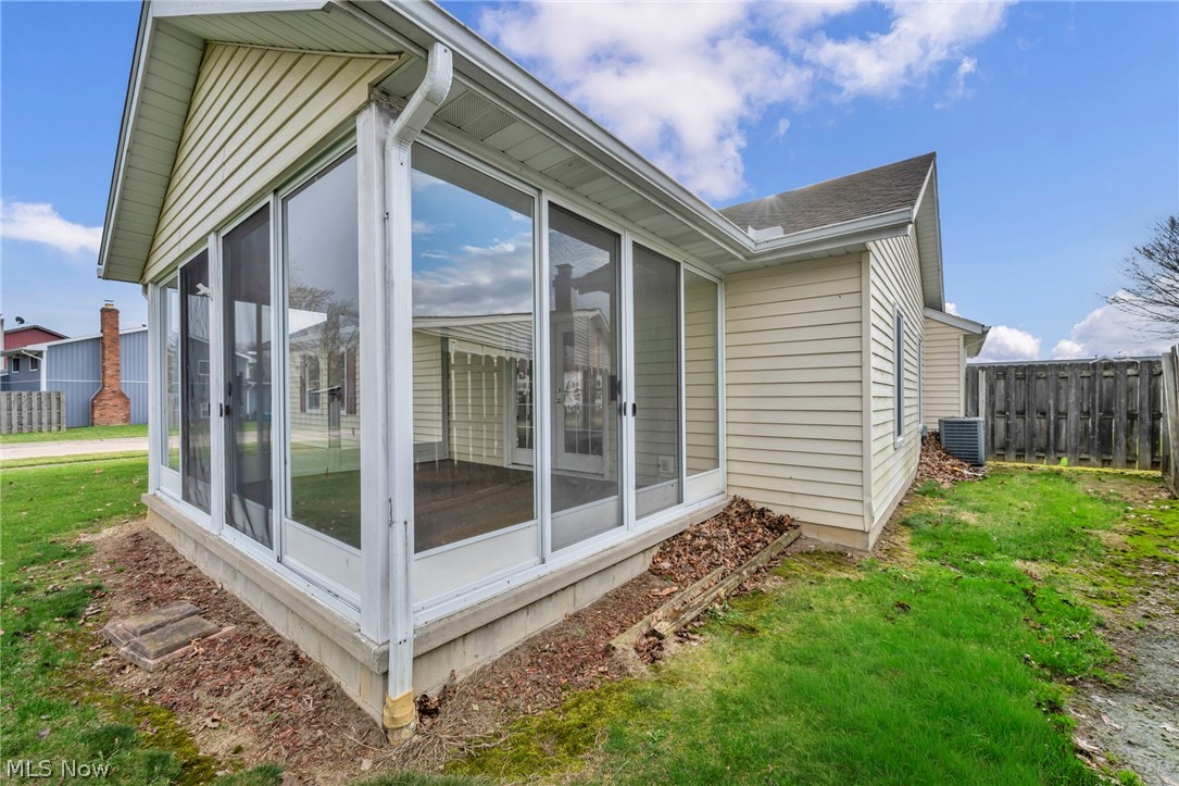 New England Estate #4 - Residential