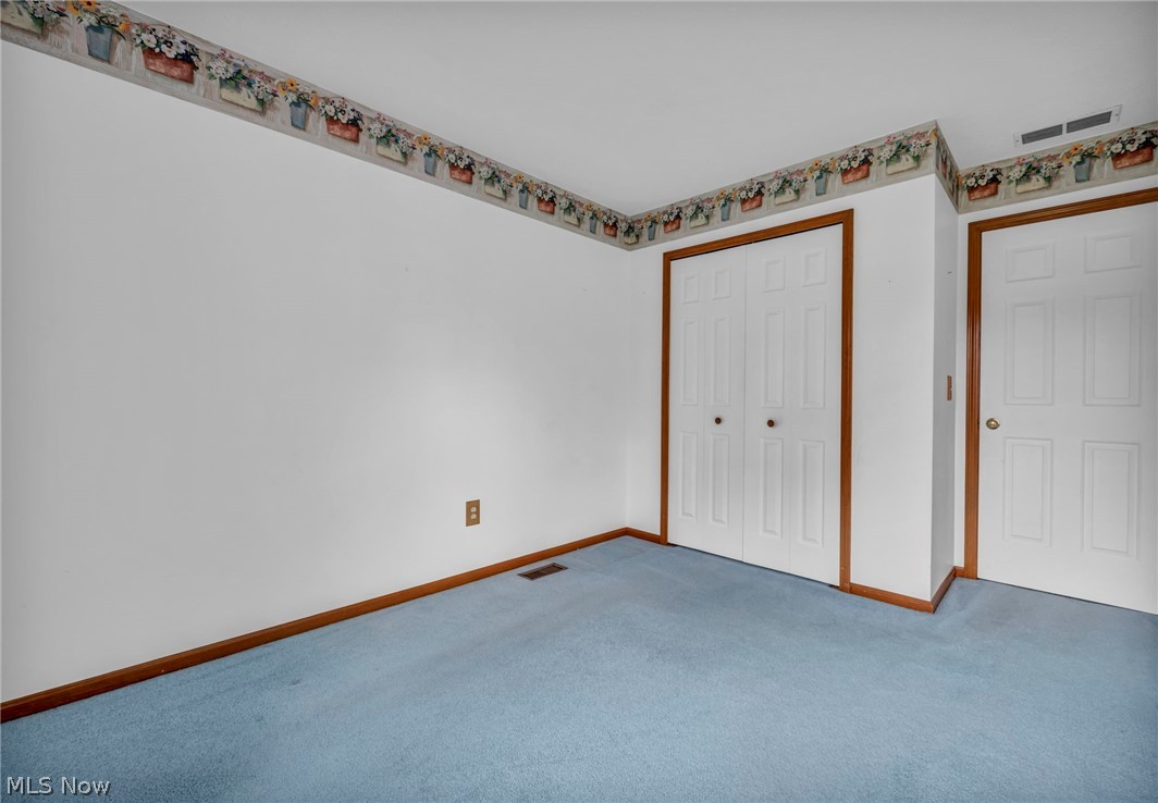 New England Estate #4 - Residential