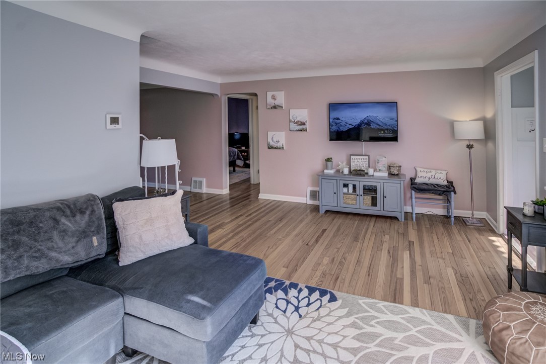 Mayfield Hlnds 02 - Residential