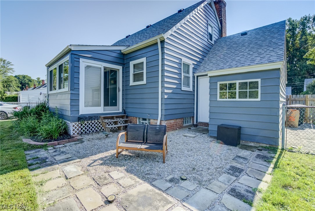 Mayfield Hlnds 02 - Residential